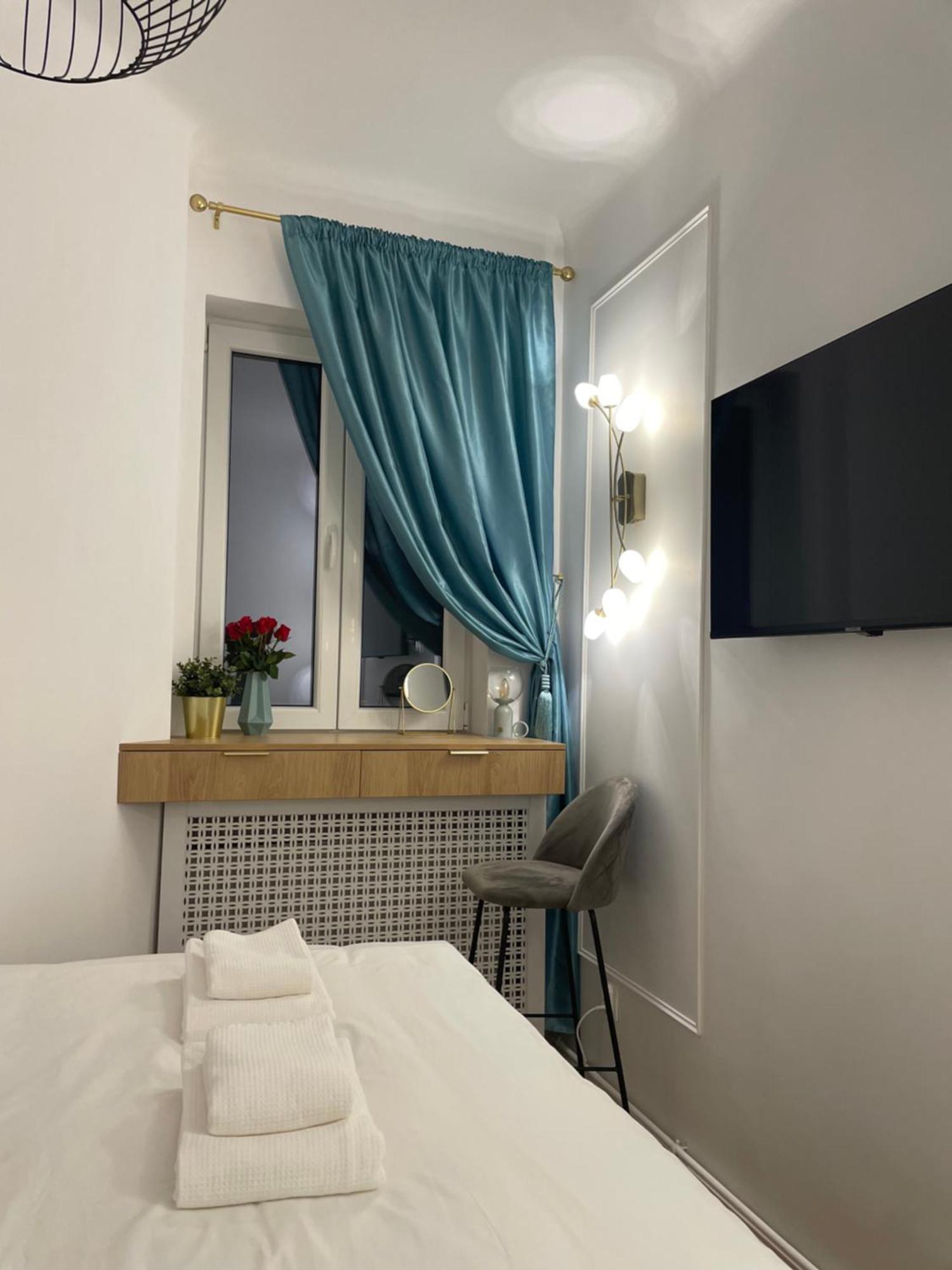 Ferienwohnung Studio Alice Romana Square Bukarest Exterior foto