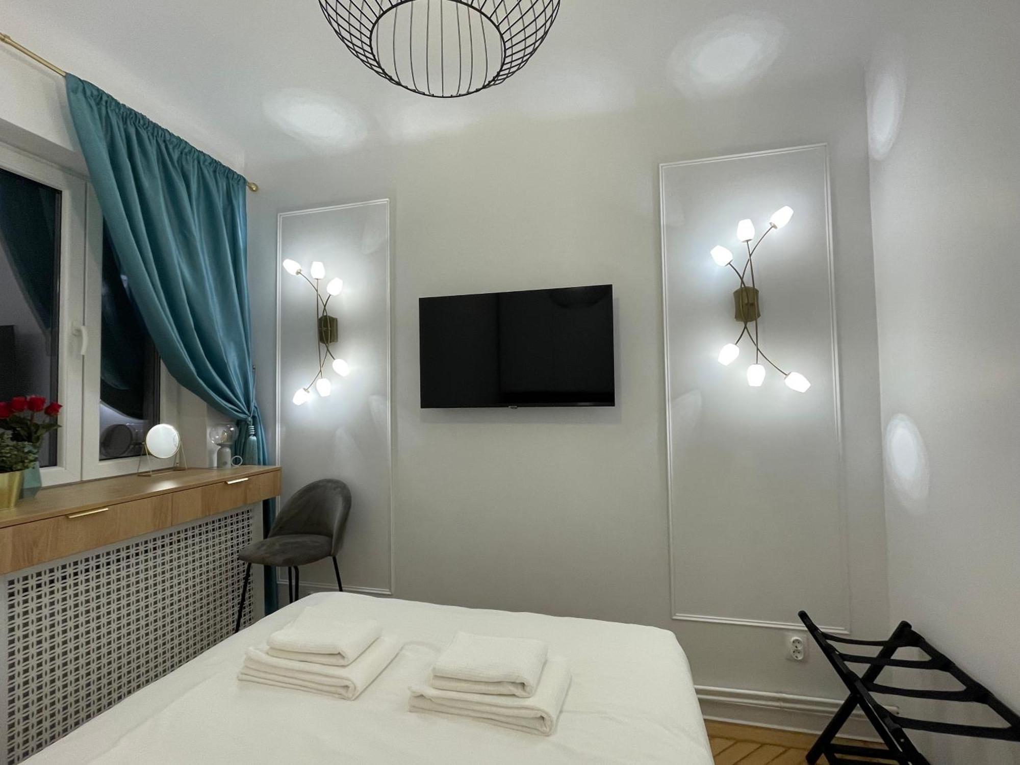 Ferienwohnung Studio Alice Romana Square Bukarest Exterior foto